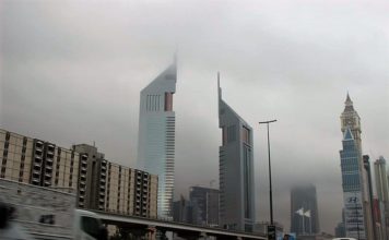 UAE witnesses dust, light rain UAE issues dust storm alert