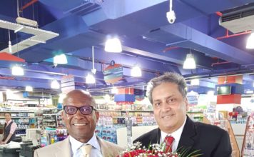 South Africa Ambassador visits Al Maya Supermarket in Dubai