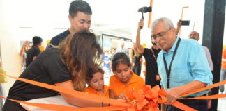 Xiaomi opens region’s first Mi store in UAE