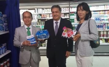 Japanese Consul General visits Al Maya Supermarket in Dubai