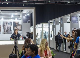 Unique designs and exquiste craftsmanship attract record number of visitors to the Itlailan pavilion