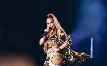 Jennifer Lopez puts on electric performance in Dubai Dubai suspends entertainment activities immediately