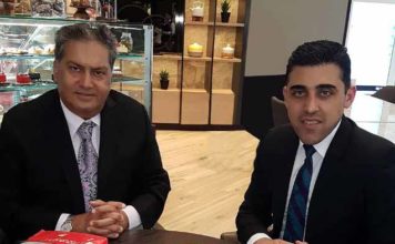 Kamal Vachani, NSW Australia top official discuss FMCG trade