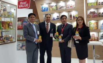 Philippines consul general visits Al Maya Group stand at Gulfood
