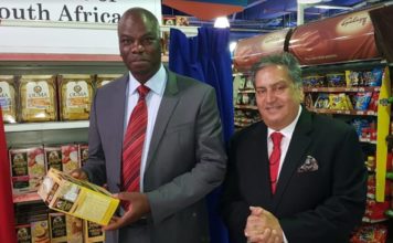 South African Consul General visits Al Maya Supermarket