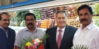 Karnataka agriculture minister visits Al Maya Supermarket in Dubai