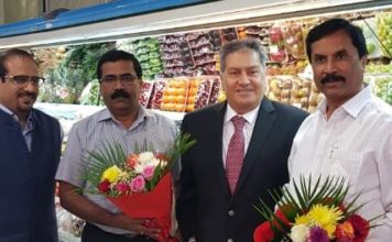 Karnataka agriculture minister visits Al Maya Supermarket in Dubai