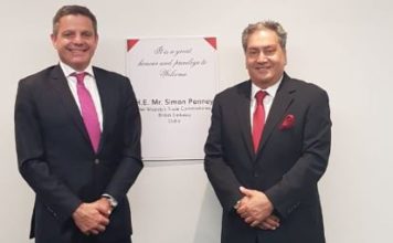 British Trade Commissioner visits Al Maya Group Supermarket in Dubai