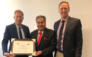 Al Maya receives Certificate of Appreciation from USDA Kamal Vachani USDA