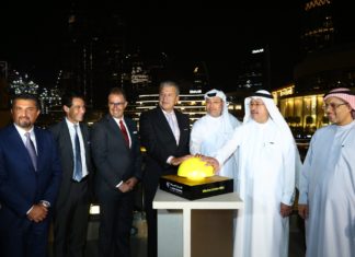 Western Union launches Mobile App, online access in UAE Western Union Burj Khalifa