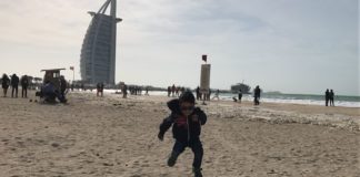 Beachgoers: Dubai Police issue warning for photos