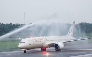 Etihad Airways introduces Boeing Dreamliner to Lagos