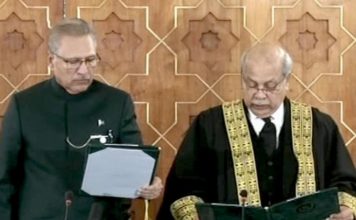 Justice Gulzar Ahmed takes oath as 27th Chief Justice of Pakistan
