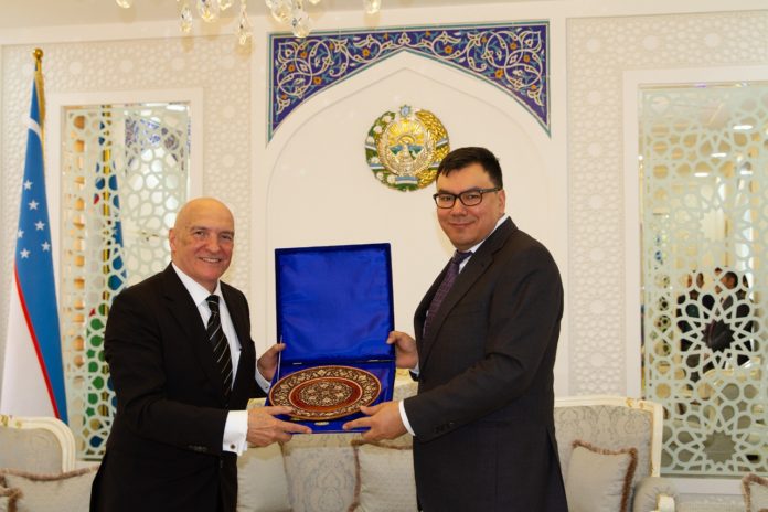 Uzbekistan Dubai Hina Michel Noblet
