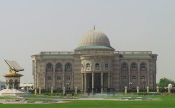 Sharjah offers free 6 million books, resources to readers worldwide Sharjah free library