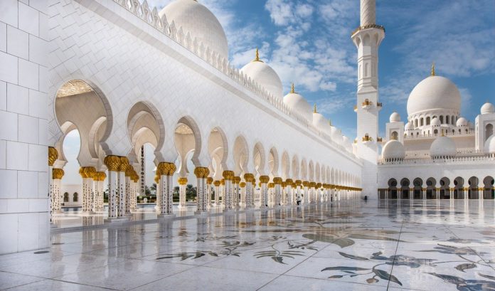 Coronavirus: Friday prayers at UAE mosques reduced to 10 minutes