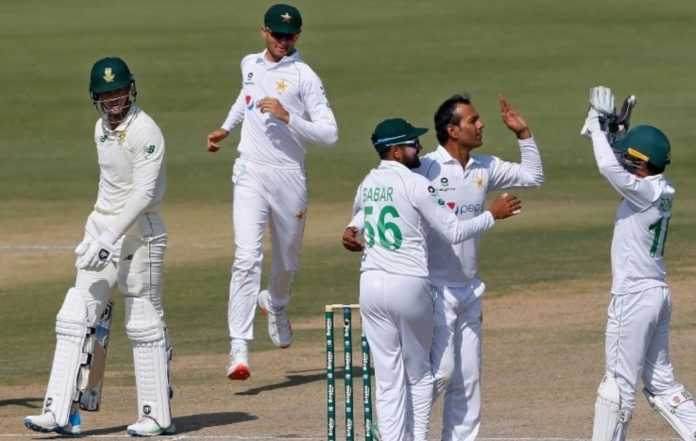 Pakistan beat South Africa in first Test