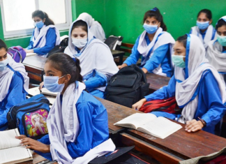 Pakistan lifts restrictions on schools Pakistan lifts restrictions on schools