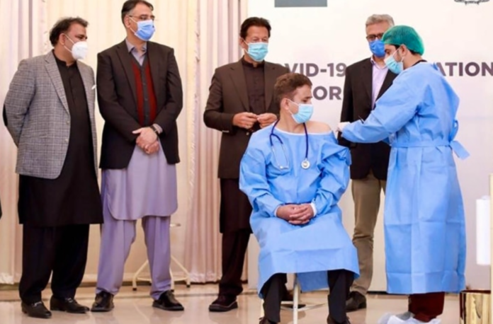 PM Imran Khan kicks off vaccination drive in Pakistan