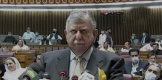 Shaukat Tarin presents Pakistan FY2021-22 budget, GDP growth target set at 4.8% Shaukat Tarin presents Pakistan FY2021-22 budget, GDP growth target set at 4.8%