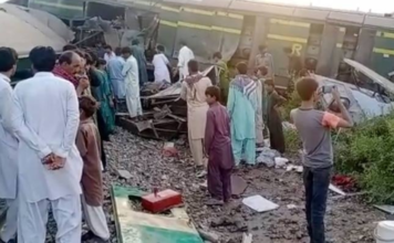 Over 30 lost lives, 100 injured in Pakistan train collision Over 30 lost lives, 100 injured in Pakistan train collision