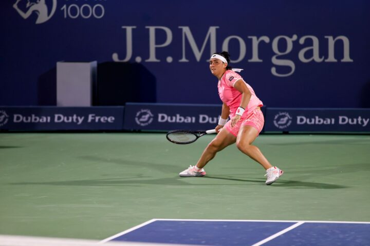 Garbine Muguruza Tennis - Dubai Tennis Championships 2022 - Dubai - WTA -  Dubai Duty Free Tennis Stadium - United Arab Emirates - 2022