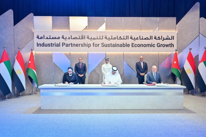 UAE, Egypt, Jordan and Bahrain sign $2 billion of industrial agreements