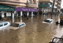 Karachi becomes Venice in a few hours downpours
