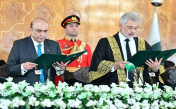 Asif Zardari becomes president of Pakistan second time Asif Zardari sworn in as 14th president of Pakistan