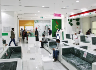 Thousands flock to UAE Immigration Centres as Amnesty begins Thousands flock to UAE Immigration Centres as Amnesty begins