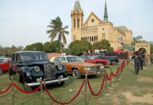 Antique cars pop-up museium display draws huge crowd in Karachi ANTIQUE CARS POP-UP MUSEUM DISPLAY AT FRERE HALL KARACHI DRAWS HUGE CROWD