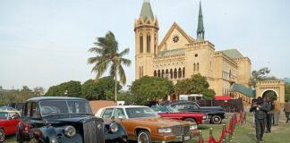 Antique cars pop-up museium display draws huge crowd in Karachi ANTIQUE CARS POP-UP MUSEUM DISPLAY AT FRERE HALL KARACHI DRAWS HUGE CROWD