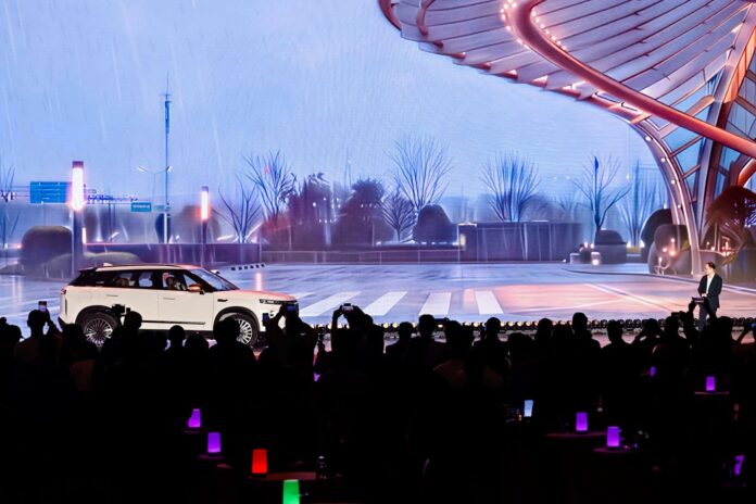 OnJ VPD demonstration pic2 OMODA & JAECOO brings advanced AI-powered driverless parking solution to the UAE