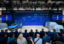 OMODA & JAECOO surpasses 1 million global sales as Beijing Auto Show opens OMODA & JAECOO Internatinal CEO Shawn Xu speaks to media at the 19th edition of Beijing Internatinal Auto Show