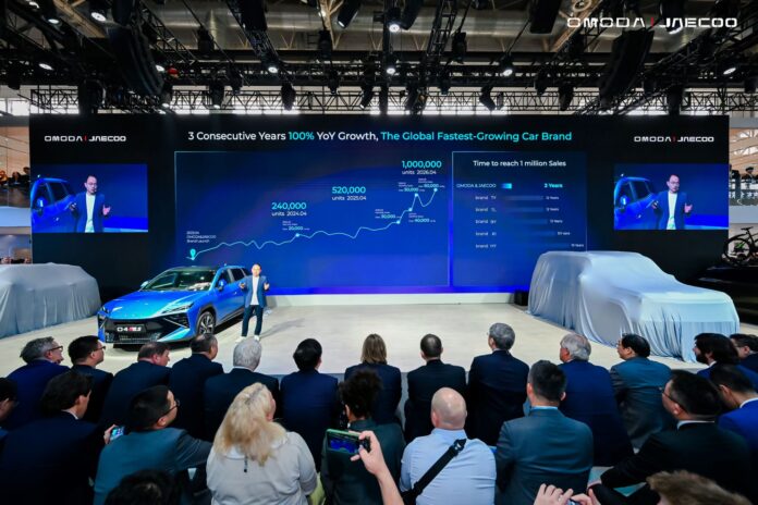 OMODA & JAECOO Internatinal CEO Shawn Xu speaks to media at the 19th edition of Beijing Internatinal Auto Show new OMODA & JAECOO Internatinal CEO Shawn Xu speaks to media at the 19th edition of Beijing Internatinal Auto Show