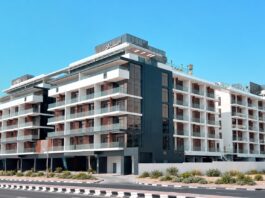 Amwaj Development completes first Dubai handover of Starlight Park Amwaj Development completes first Dubai handover with on-time delivery of Starlight Park